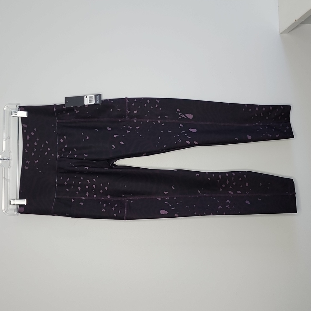 Bally total Fitness purple leggings size Large